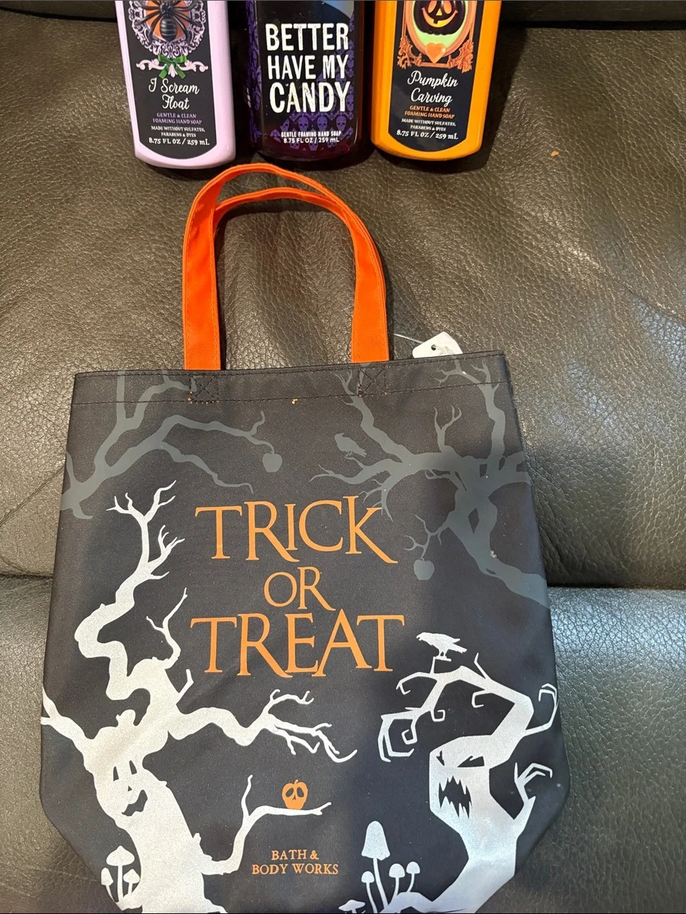 Bath and body works Halloween soap set and tote